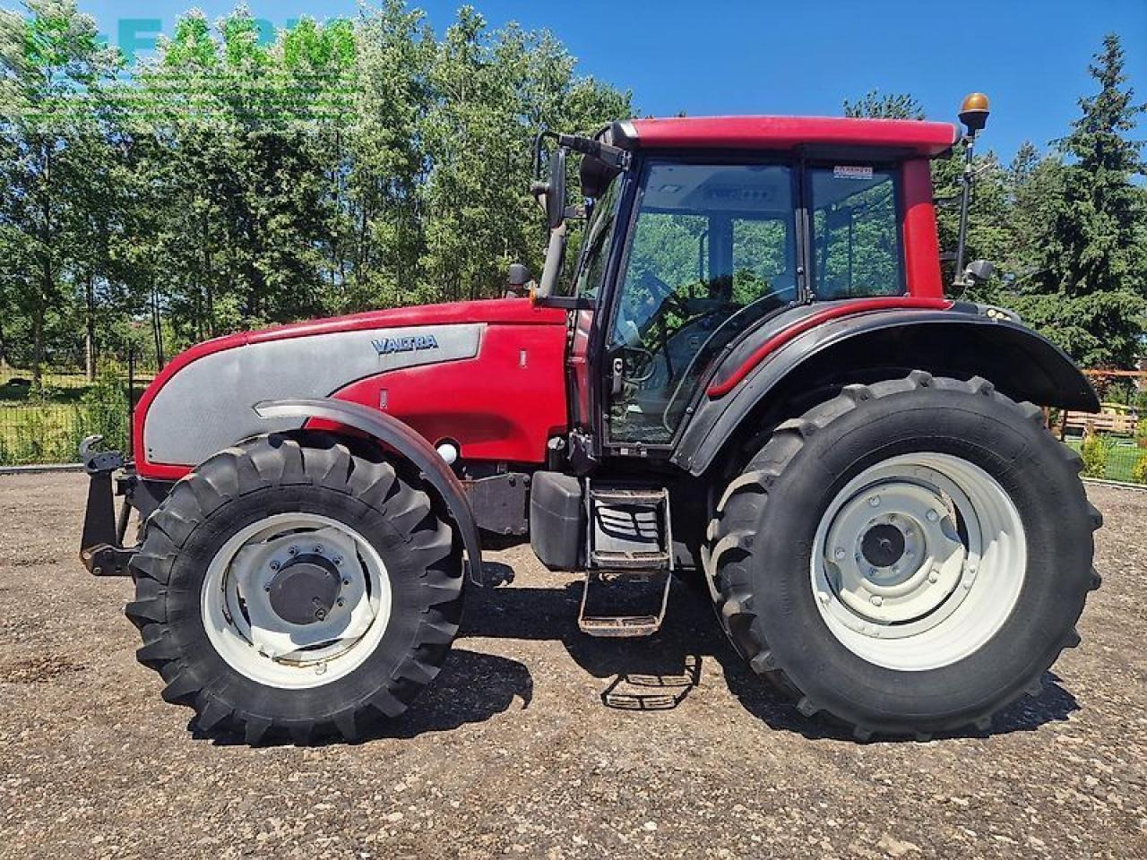 Valtra t151 hitech - Traktor: pilt 5 Valtra t151 hitech - Traktor: pilt 5