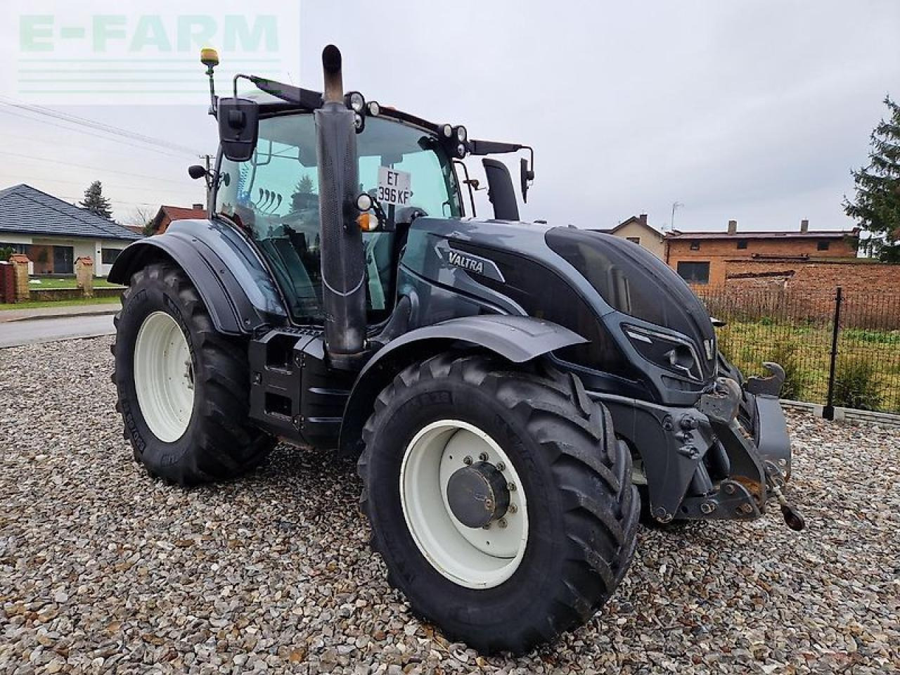 Traktor Valtra t154 active Active: pilt 6