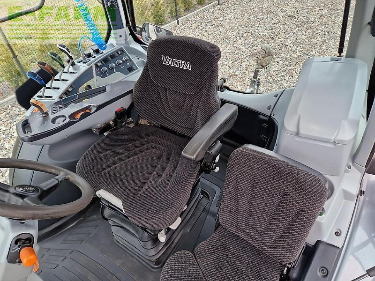 Traktor Valtra t154 active Active: pilt 15