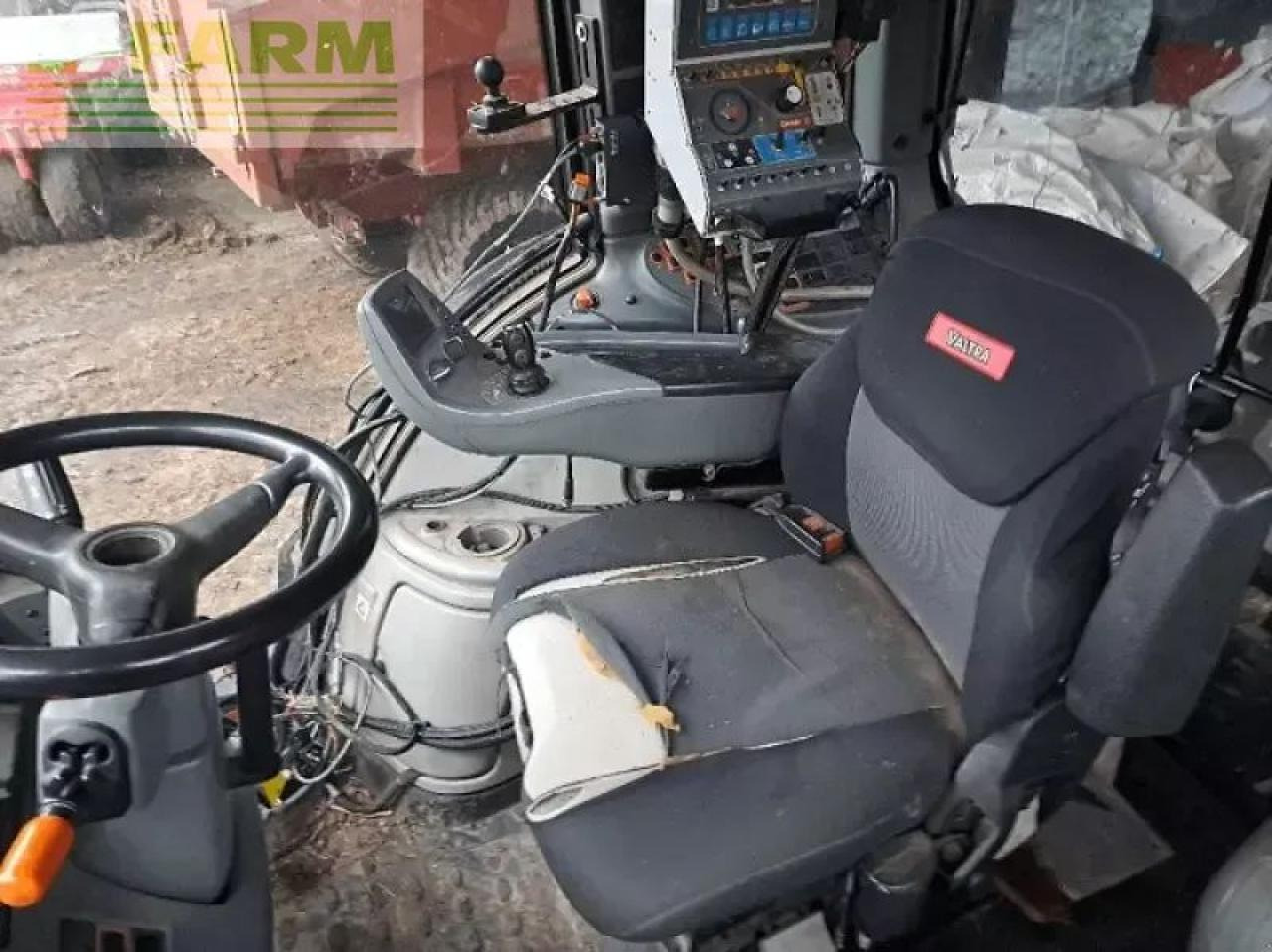 Valtra t172 - Traktor: pilt 5 Valtra t172 - Traktor: pilt 5