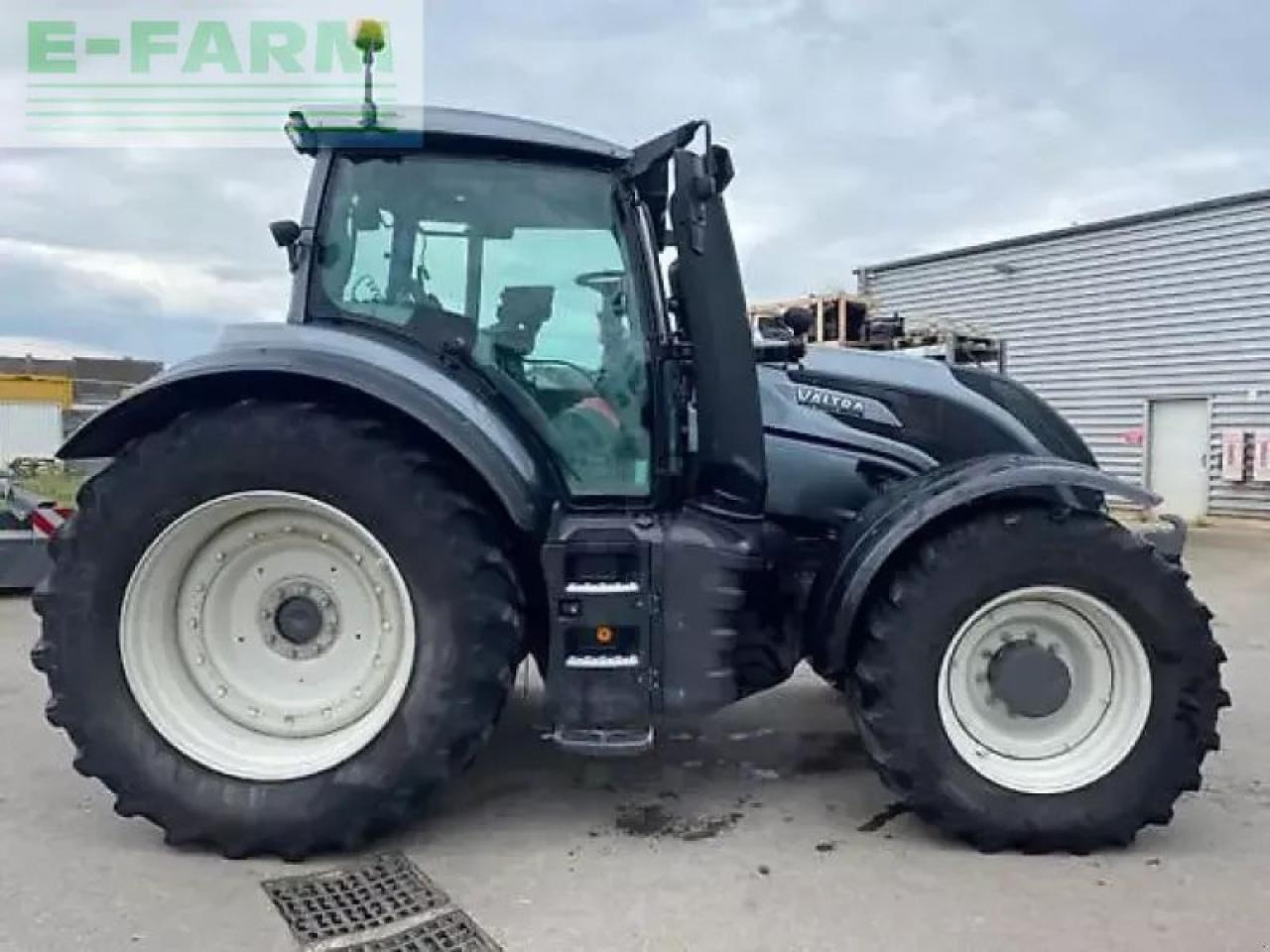 Valtra t234 versu Versu - Traktor: pilt 3 Valtra t234 versu Versu - Traktor: pilt 3