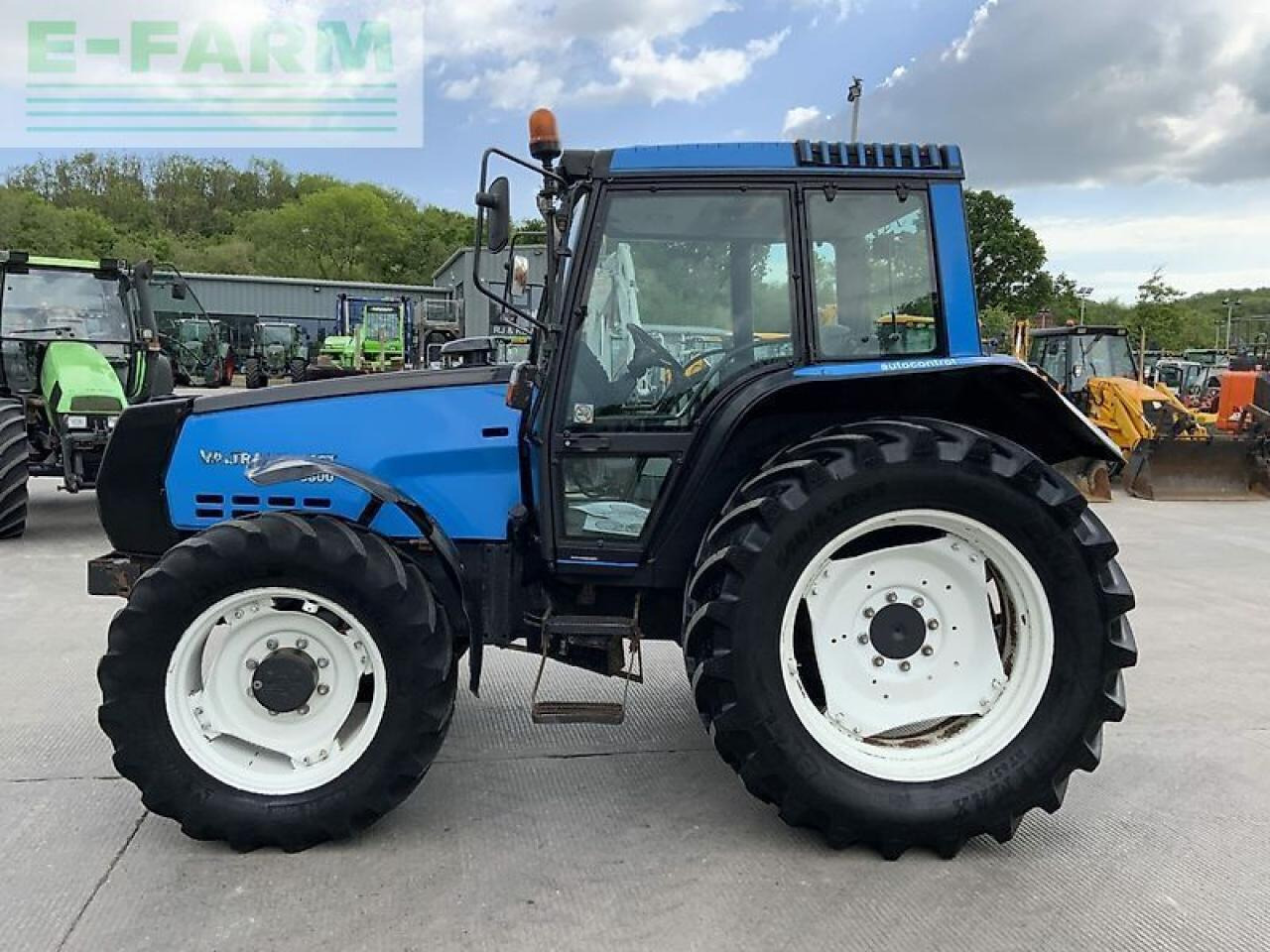 Valtra valtra/valmet 6800 tractor (st23222) - Traktor: pilt 5 Valtra valtra/valmet 6800 tractor (st23222) - Traktor: pilt 5