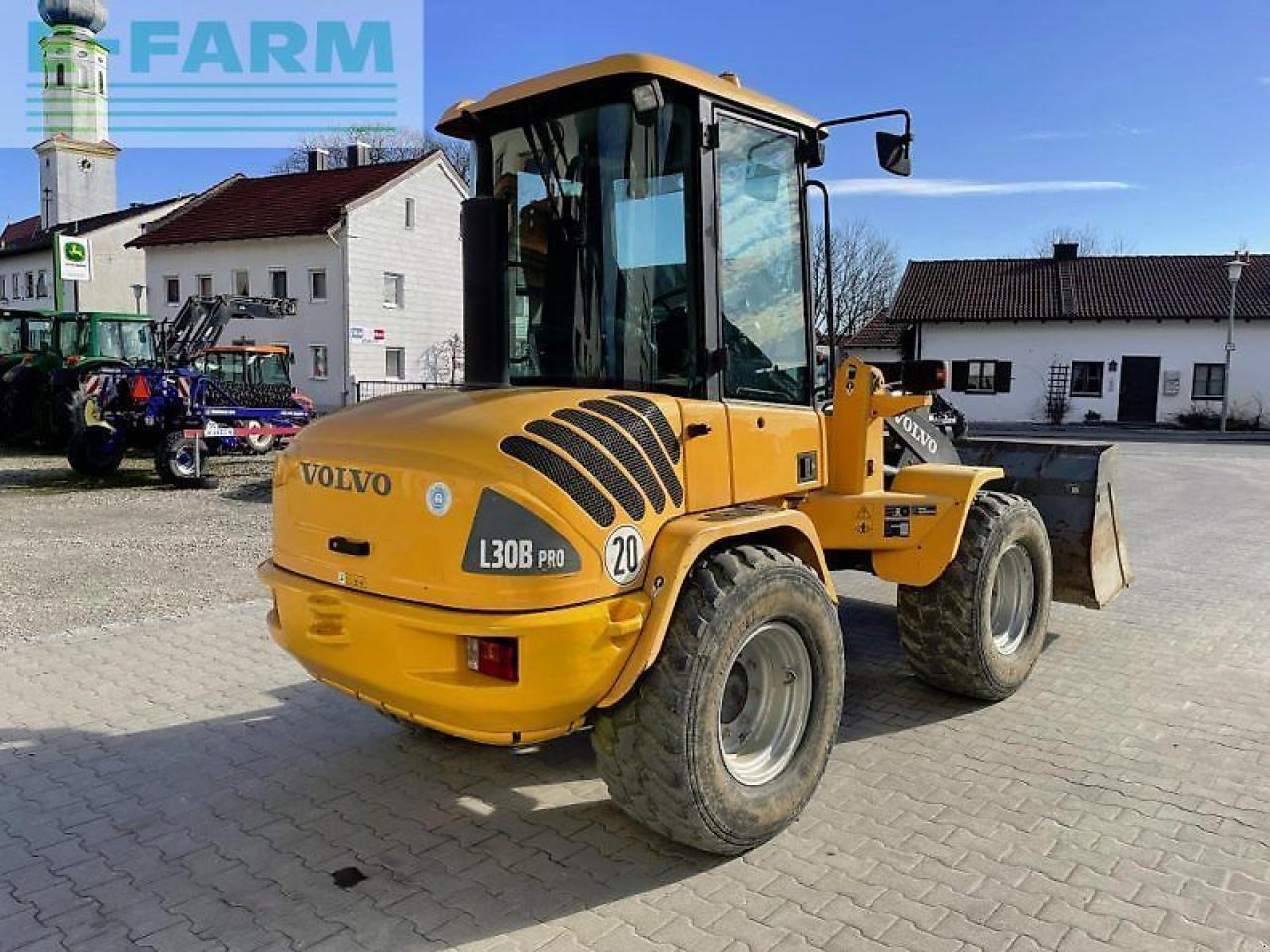 Volvo l 30b pro - Miniekskavaator: pilt 4 Volvo l 30b pro - Miniekskavaator: pilt 4