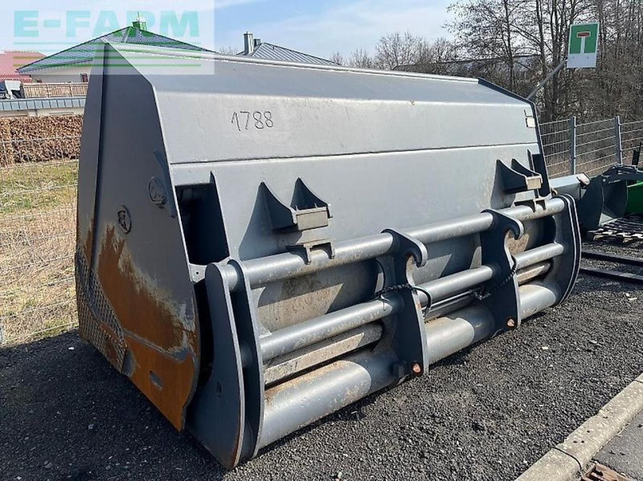Volvo volvo l 110 - 120 - Miniekskavaator: pilt 1 Volvo volvo l 110 - 120 - Miniekskavaator: pilt 1