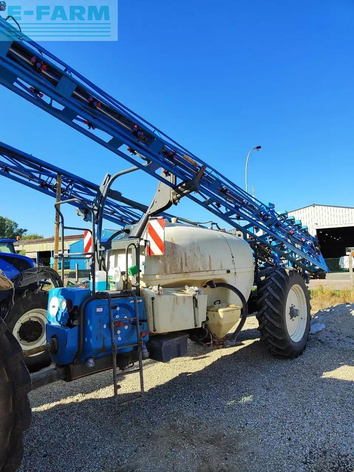 Meteor 3400 - Järelveetav pritsija: pilt 2 Meteor 3400 - Järelveetav pritsija: pilt 2