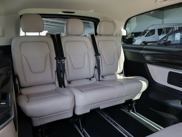 MERCEDES-BENZ EQV 300 Avantgarde Extralang,8Sitze,Leder beige - Väikebuss, Elektribuss: pilt 4 MERCEDES-BENZ EQV 300 Avantgarde Extralang,8Sitze,Leder beige - Väikebuss, Elektribuss: pilt 4