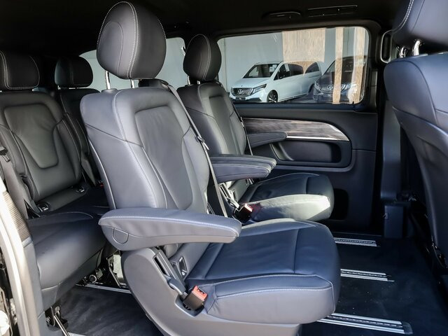 MERCEDES-BENZ EQV 300 Avantgarde Line,lang,7Sitze,2xKlima,LED... - Väikebuss, Elektribuss: pilt 4 MERCEDES-BENZ EQV 300 Avantgarde Line,lang,7Sitze,2xKlima,LED... - Väikebuss, Elektribuss: pilt 4