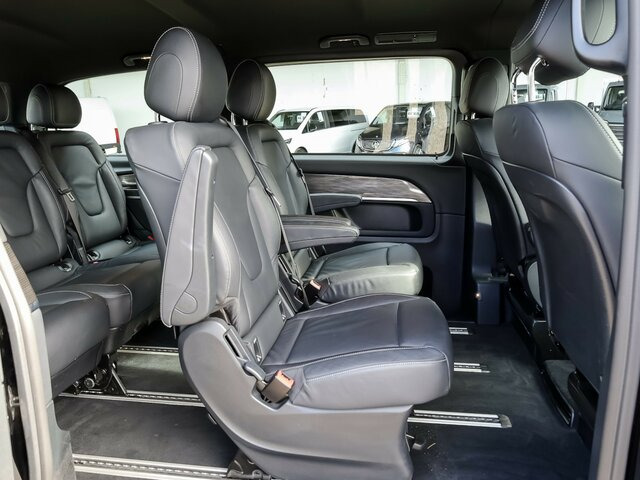 MERCEDES-BENZ EQV 300 Avantgarde Line,lang,7Sitze,2xKlima,LED... - Väikebuss, Elektribuss: pilt 4 MERCEDES-BENZ EQV 300 Avantgarde Line,lang,7Sitze,2xKlima,LED... - Väikebuss, Elektribuss: pilt 4