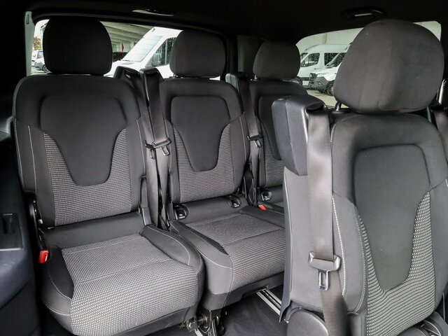 MERCEDES-BENZ EQV 300 ang,8Sitzer,2xSchiebetür,360°Kamera... - Väikebuss, Elektribuss: pilt 4 MERCEDES-BENZ EQV 300 ang,8Sitzer,2xSchiebetür,360°Kamera... - Väikebuss, Elektribuss: pilt 4