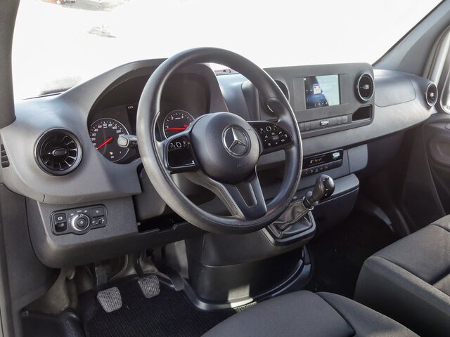 MERCEDES-BENZ Sprinter 214 CDI Kasten,3924,MBUX,Kamera... - Väike kaubik: pilt 4 MERCEDES-BENZ Sprinter 214 CDI Kasten,3924,MBUX,Kamera... - Väike kaubik: pilt 4