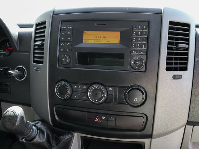 MERCEDES-BENZ Sprinter 316CDI Pritsche,Allrad,Klima... - Madelauto: pilt 3 MERCEDES-BENZ Sprinter 316CDI Pritsche,Allrad,Klima... - Madelauto: pilt 3