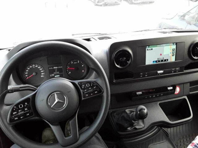 MERCEDES-BENZ Sprinter 317 CDI Kasten,L2H2,MBUX,Kamera... - Kaubik: pilt 3 MERCEDES-BENZ Sprinter 317 CDI Kasten,L2H2,MBUX,Kamera... - Kaubik: pilt 3