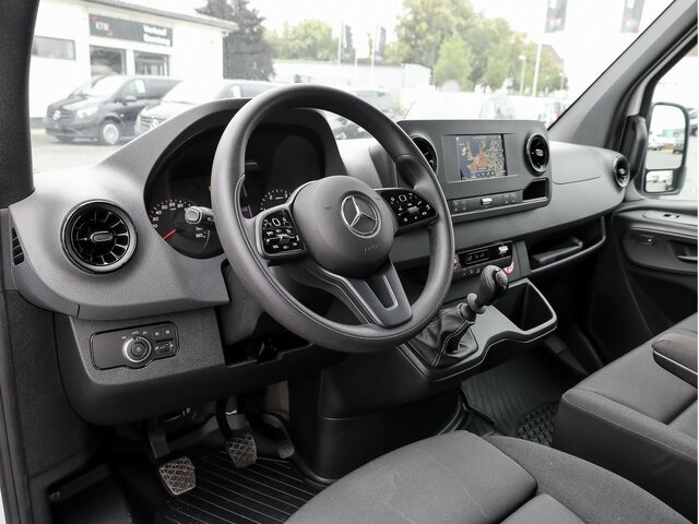 MERCEDES-BENZ Sprinter 317 CDI Kasten,L2H2,MBUX,Kamera - Kaubik: pilt 5 MERCEDES-BENZ Sprinter 317 CDI Kasten,L2H2,MBUX,Kamera - Kaubik: pilt 5