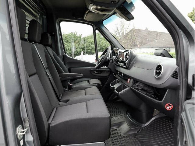 MERCEDES-BENZ Sprinter 317 CDI,L2H2,Automatik,Kamera,LED - Kaubik: pilt 3 MERCEDES-BENZ Sprinter 317 CDI,L2H2,Automatik,Kamera,LED - Kaubik: pilt 3