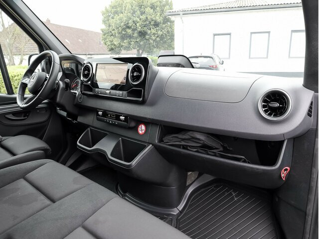 MERCEDES-BENZ Sprinter 317 CDI,L2H2,Automatik,Kamera,LED - Kaubik: pilt 4 MERCEDES-BENZ Sprinter 317 CDI,L2H2,Automatik,Kamera,LED - Kaubik: pilt 4