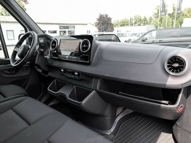 MERCEDES-BENZ Sprinter 317 CDI,L2H2,Automatik,Kamera,LED - Kaubik: pilt 4 MERCEDES-BENZ Sprinter 317 CDI,L2H2,Automatik,Kamera,LED - Kaubik: pilt 4