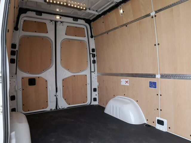 MERCEDES-BENZ Sprinter 317 CDI,L2H2,Automatik,Kamera,LED - Kaubik: pilt 2 MERCEDES-BENZ Sprinter 317 CDI,L2H2,Automatik,Kamera,LED - Kaubik: pilt 2