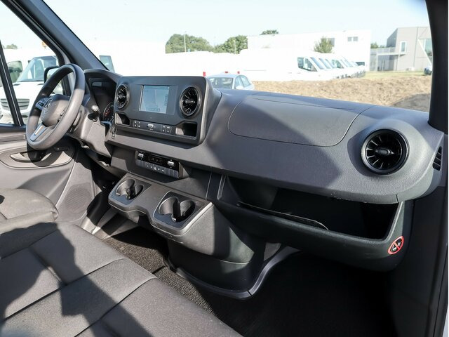 MERCEDES-BENZ Sprinter 317 Maxi,9GTronic,MBUX,Kamera,Navi... - Kaubik: pilt 4 MERCEDES-BENZ Sprinter 317 Maxi,9GTronic,MBUX,Kamera,Navi... - Kaubik: pilt 4