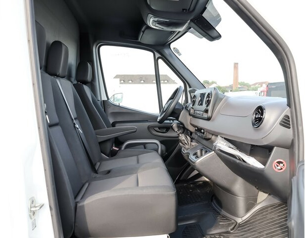 MERCEDES-BENZ Sprinter317CDI Maxi Koffer,LBW,Klima,Kamera - Tarbesõiduk furgoon: pilt 2 MERCEDES-BENZ Sprinter317CDI Maxi Koffer,LBW,Klima,Kamera - Tarbesõiduk furgoon: pilt 2