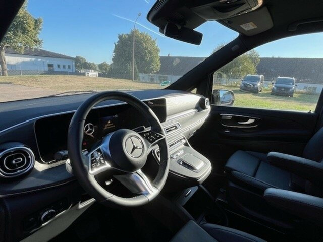 MERCEDES-BENZ V 300 Avantgarde Extralang,2xSchiebetür elektr. - Mikrobuss: pilt 4 MERCEDES-BENZ V 300 Avantgarde Extralang,2xSchiebetür elektr. - Mikrobuss: pilt 4
