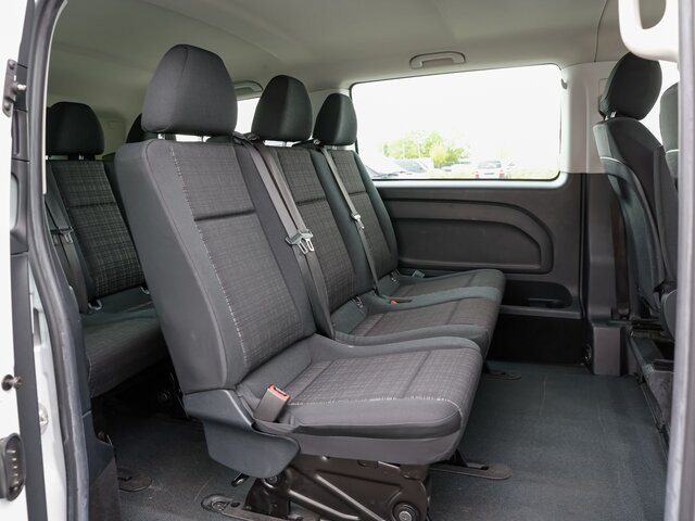 MERCEDES-BENZ Vito 111 TourerPro,lang,8Sitzer,Klima,Standhzg. - Väikebuss, Mikrobuss: pilt 4 MERCEDES-BENZ Vito 111 TourerPro,lang,8Sitzer,Klima,Standhzg. - Väikebuss, Mikrobuss: pilt 4