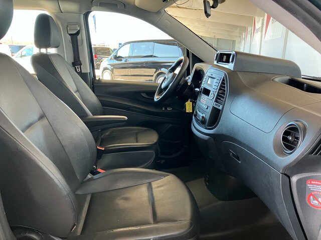 MERCEDES-BENZ Vito 116 TourerPro,lang,Allrad,8Sitzer,Automatik - Väikebuss, Mikrobuss: pilt 4 MERCEDES-BENZ Vito 116 TourerPro,lang,Allrad,8Sitzer,Automatik - Väikebuss, Mikrobuss: pilt 4