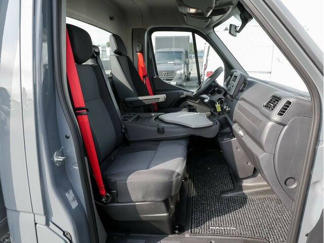 RENAULT Master Pritsche L4,3,5To,4200mm Ladefläche - Madelauto: pilt 5 RENAULT Master Pritsche L4,3,5To,4200mm Ladefläche - Madelauto: pilt 5