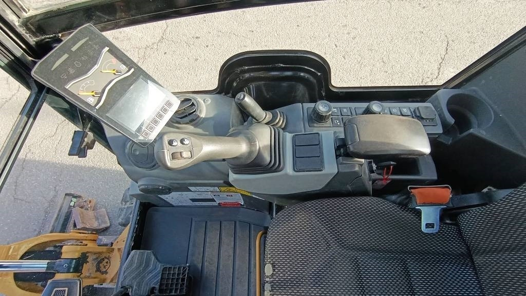 CAT 301.8 Powertilt (hydr. Schnellwechsler MS01) Klima - Miniekskavaator: pilt 4 CAT 301.8 Powertilt (hydr. Schnellwechsler MS01) Klima - Miniekskavaator: pilt 4