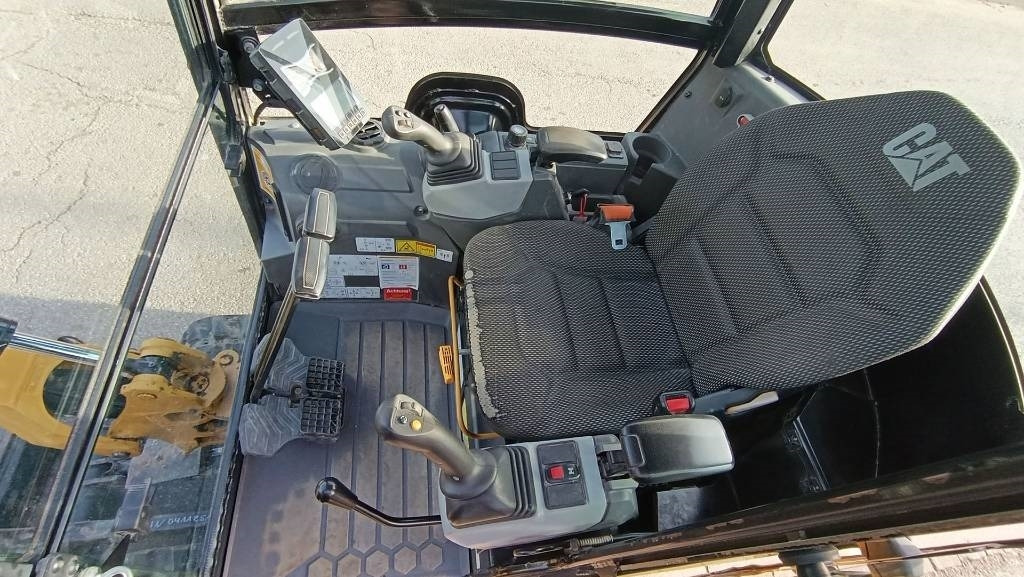 CAT 301.8 Powertilt (hydr. Schnellwechsler MS01) Klima - Miniekskavaator: pilt 5 CAT 301.8 Powertilt (hydr. Schnellwechsler MS01) Klima - Miniekskavaator: pilt 5