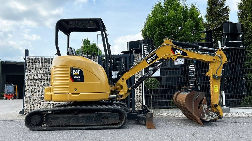 CAT Minibagger CAT 303E SW mit Löffelpaket, Knickmatik - Miniekskavaator: pilt 1 CAT Minibagger CAT 303E SW mit Löffelpaket, Knickmatik - Miniekskavaator: pilt 1