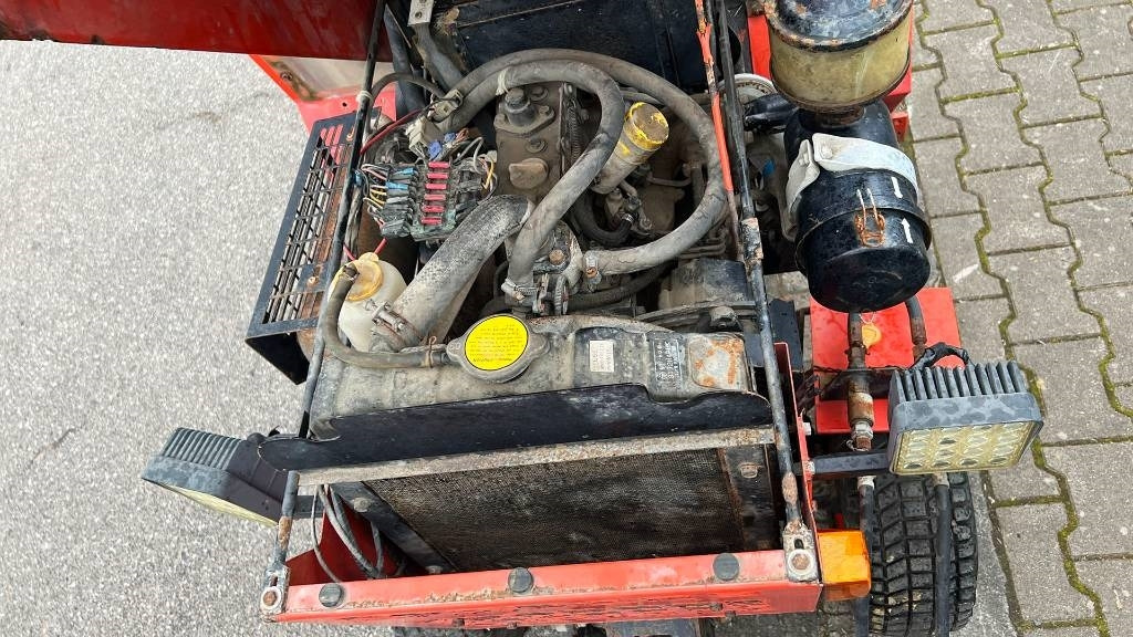 Munitsipaaltraktor Hako 2300 D Kleintraktor, hyrd. Kehrmaschine, Zapfwelle: pilt 12