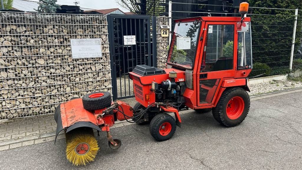 Munitsipaaltraktor Hako 2300 D Kleintraktor, hyrd. Kehrmaschine, Zapfwelle: pilt 6