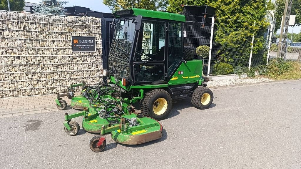 John Deere 1505 vollhydr. Großflächenmäher 3 m Mähwerk Allrad - Niiduk: pilt 3 John Deere 1505 vollhydr. Großflächenmäher 3 m Mähwerk Allrad - Niiduk: pilt 3