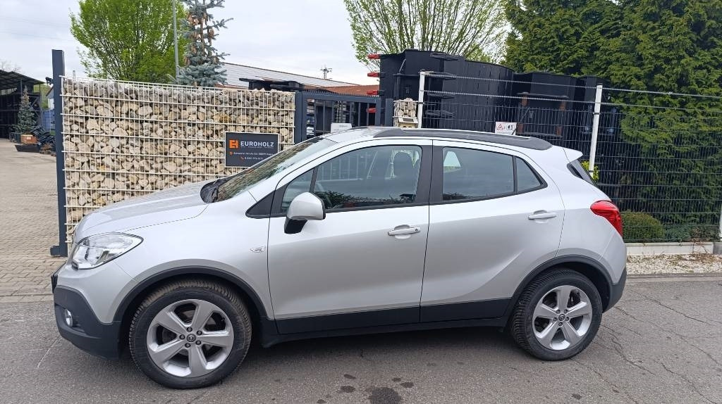 Opel Mokka 1.7 CDTI, Klima, Allrad (4x4), Webasto - Maastur: pilt 2 Opel Mokka 1.7 CDTI, Klima, Allrad (4x4), Webasto - Maastur: pilt 2