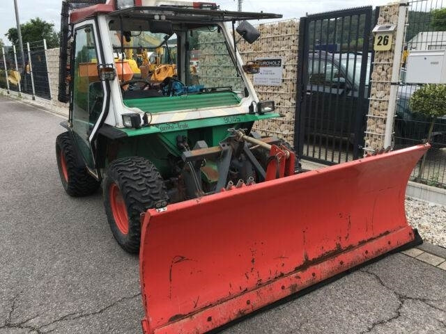 Rasant KT 9045 Kombi Trak Winterdienst Frontlad - Lumekoristusmasina: pilt 4 Rasant KT 9045 Kombi Trak Winterdienst Frontlad - Lumekoristusmasina: pilt 4