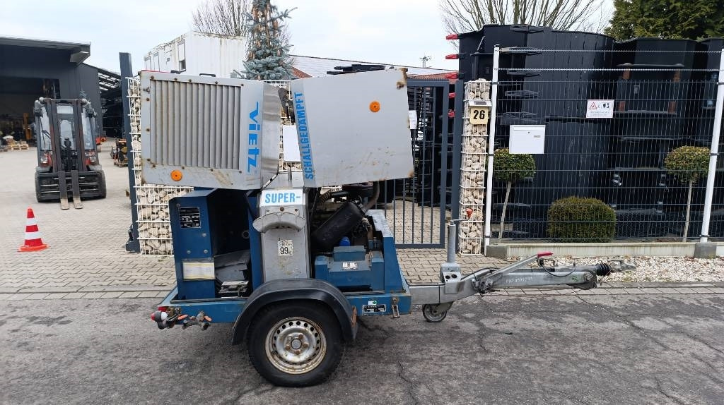 Vietz Baukompressor Arcobil 1, Stromaggregat Deutz-Motor - Õhukompressor: pilt 4 Vietz Baukompressor Arcobil 1, Stromaggregat Deutz-Motor - Õhukompressor: pilt 4