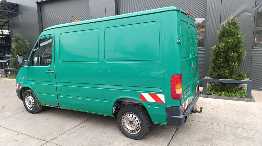 Volkswagen LT 28 Kastenwagen Werkstattsschränke Motorschaden - Tarbesõiduk furgoon: pilt 5 Volkswagen LT 28 Kastenwagen Werkstattsschränke Motorschaden - Tarbesõiduk furgoon: pilt 5