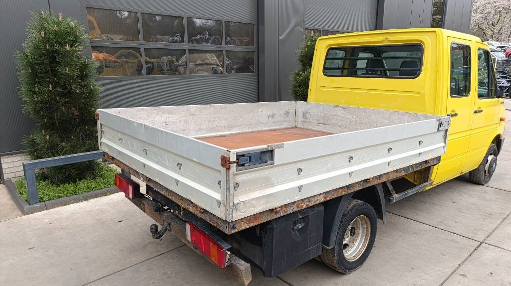 Volkswagen LT 46 Pritschenwagen, Doka, 7 Sitze, Motorschaden - Madelauto, Meeskonnaauto: pilt 4 Volkswagen LT 46 Pritschenwagen, Doka, 7 Sitze, Motorschaden - Madelauto, Meeskonnaauto: pilt 4