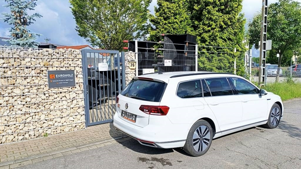 Volkswagen Passat GTE 1.4 Plug-In-Hybrid, Batterie neu, Navi - Auto: pilt 3 Volkswagen Passat GTE 1.4 Plug-In-Hybrid, Batterie neu, Navi - Auto: pilt 3
