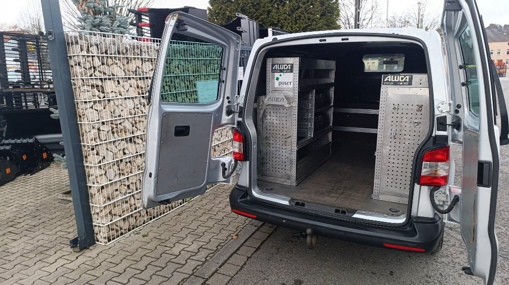 Tarbesõiduk furgoon Volkswagen T5 2.0 TDI, Transporter, Kasten, Werkstattschränke: pilt 17