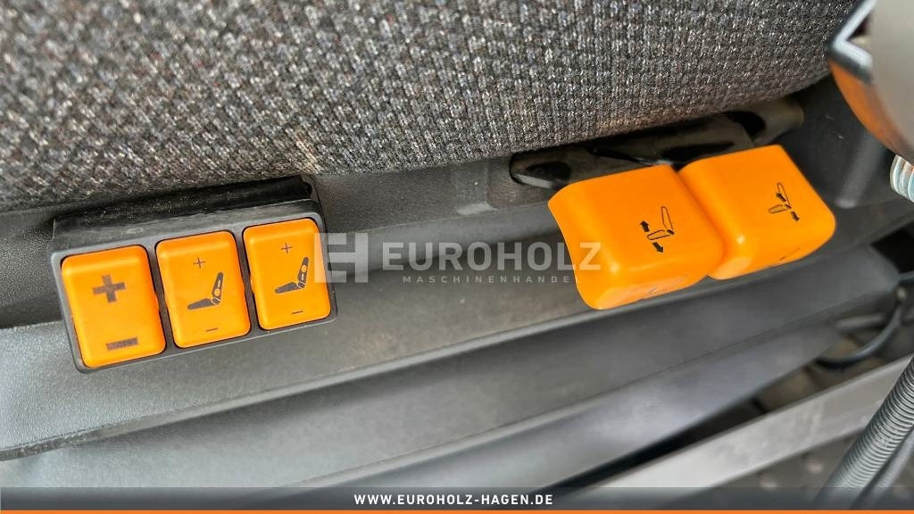 Volvo L 120 G mit Klima und SW, Reifen und Schaufel Neu - Rataslaadur: pilt 3 Volvo L 120 G mit Klima und SW, Reifen und Schaufel Neu - Rataslaadur: pilt 3