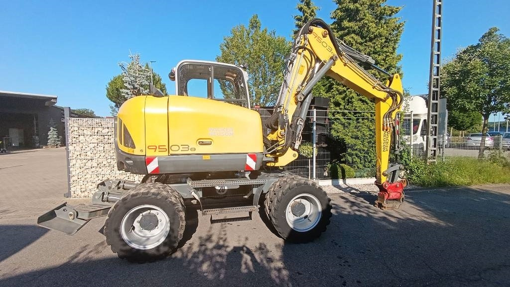 Wacker Neuson 9503 Bagger Powertilt, SW Martin, Verstellausleger - Ratastel ekskavaator: pilt 5 Wacker Neuson 9503 Bagger Powertilt, SW Martin, Verstellausleger - Ratastel ekskavaator: pilt 5