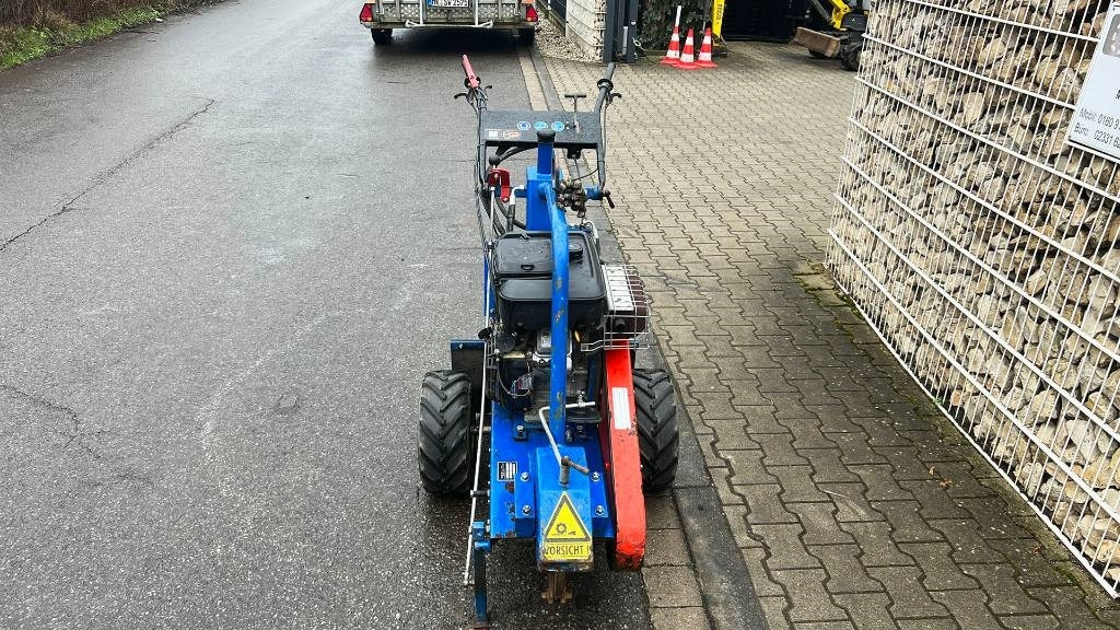 Weber BSF 16M Baum-, Stumpf-, Holzfräse, Fahrmotor (V+R) - Kännupurustaja: pilt 4 Weber BSF 16M Baum-, Stumpf-, Holzfräse, Fahrmotor (V+R) - Kännupurustaja: pilt 4