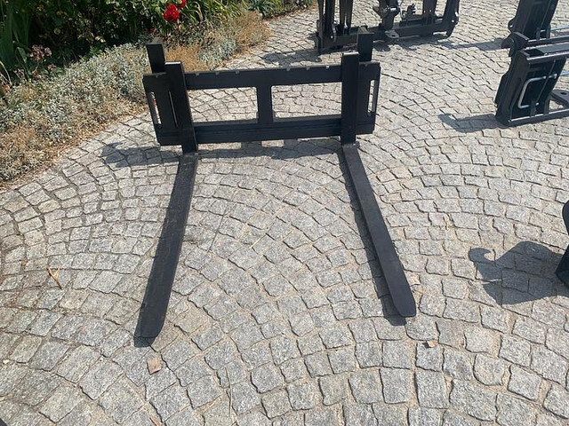 Big Palettengabel 120cm mit Merlo ZM2 2 Tonnen - Kahvlid - Materjali käitlemise seade: pilt 1 Big Palettengabel 120cm mit Merlo ZM2 2 Tonnen - Kahvlid - Materjali käitlemise seade: pilt 1