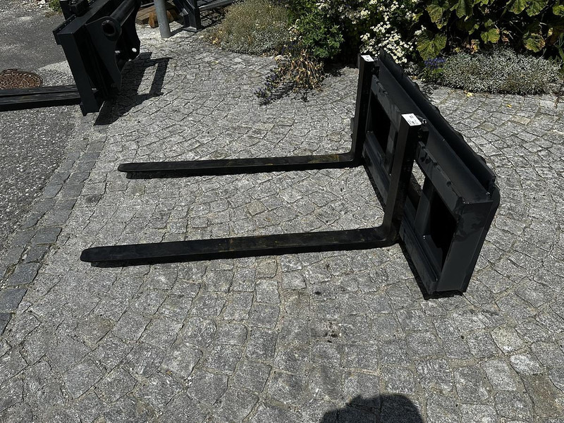 Big Palettengabel mit Bobcat 114cm Aufnahme - Kahvlid - Materjali käitlemise seade: pilt 2 Big Palettengabel mit Bobcat 114cm Aufnahme - Kahvlid - Materjali käitlemise seade: pilt 2