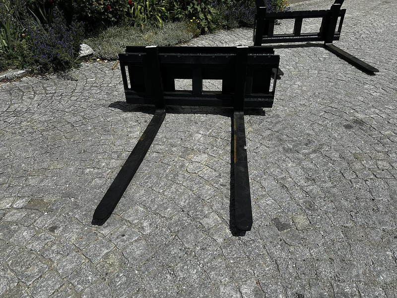 Big Palettengabel mit Bobcat 114cm Aufnahme - Kahvlid - Materjali käitlemise seade: pilt 1 Big Palettengabel mit Bobcat 114cm Aufnahme - Kahvlid - Materjali käitlemise seade: pilt 1
