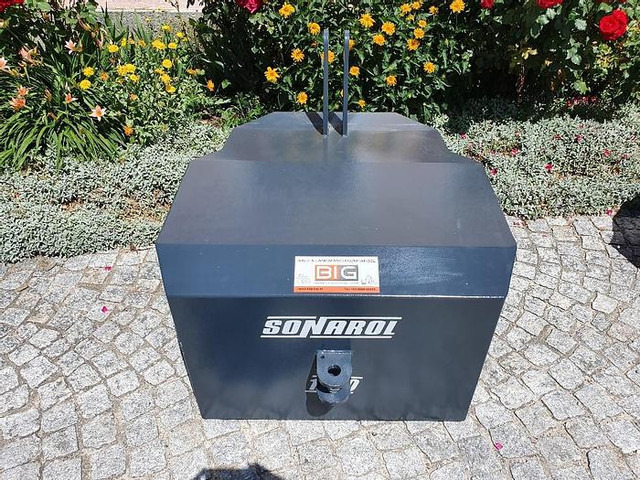 Frontgewicht 1000 kg - Vastukaal: pilt 1 Frontgewicht 1000 kg - Vastukaal: pilt 1