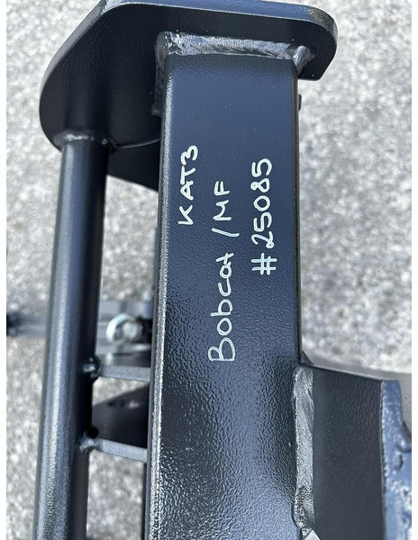 Big Adapter Bobcat Teleskoplader auf Dreipunkt Aufnahme - Lisaseade: pilt 5 Big Adapter Bobcat Teleskoplader auf Dreipunkt Aufnahme - Lisaseade: pilt 5