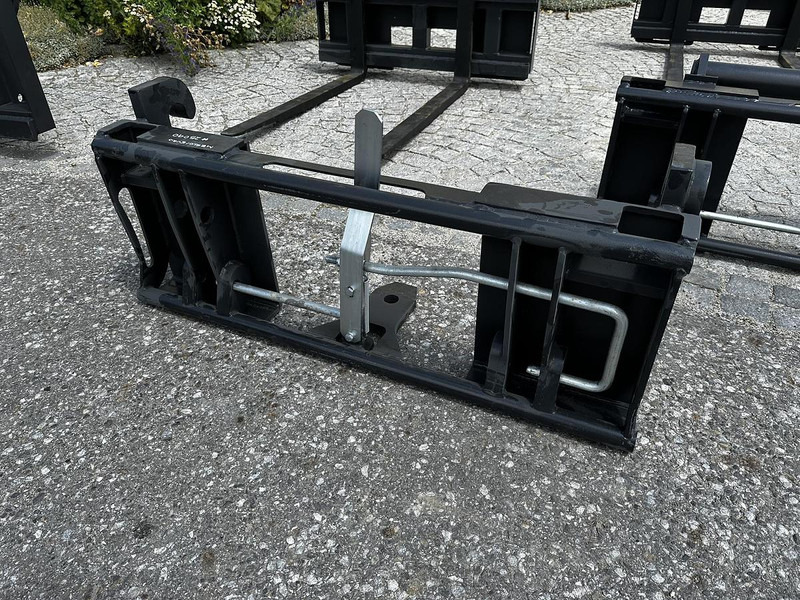 Big Adapter Merlo passend zu Euro Aufnahme - Lisaseade: pilt 1 Big Adapter Merlo passend zu Euro Aufnahme - Lisaseade: pilt 1