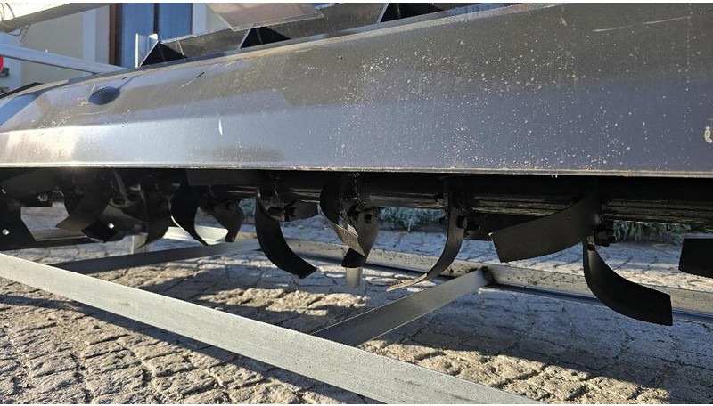 Wolverine Anbaufräse mit Bobcat 115cm Aufnahme TL-12-73 W - Lisaseade: pilt 2 Wolverine Anbaufräse mit Bobcat 115cm Aufnahme TL-12-73 W - Lisaseade: pilt 2